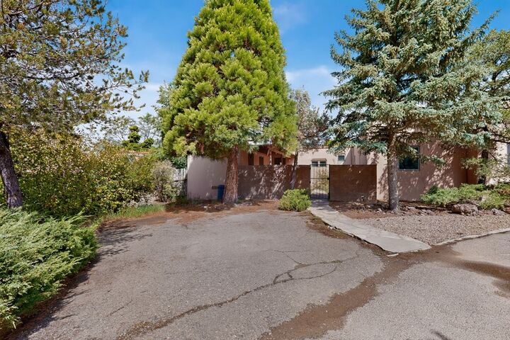 Property Photo:  133 E Lupita Road  NM 87505 