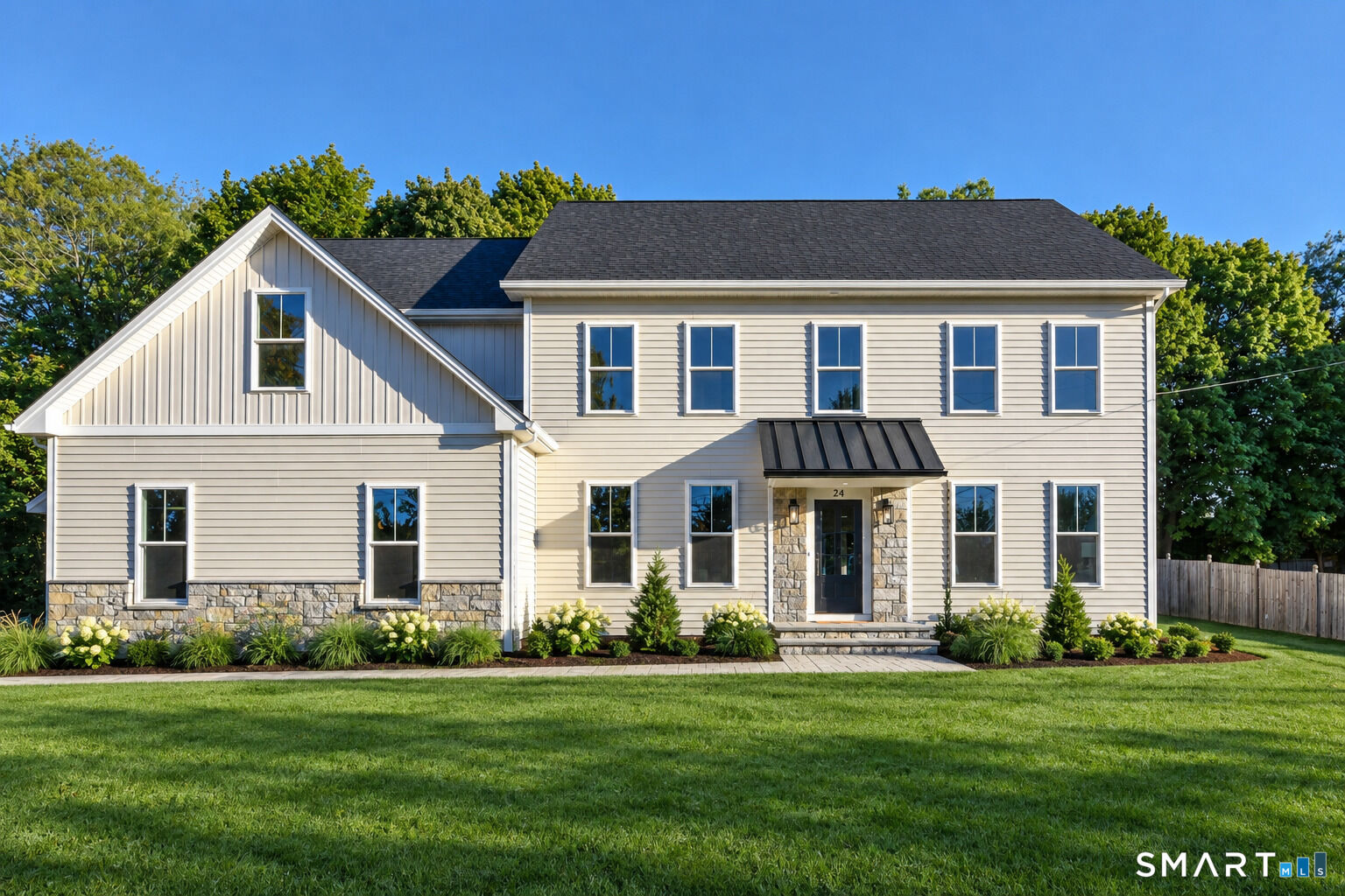 Property Photo:  24 Warde Terrace  CT 06825 