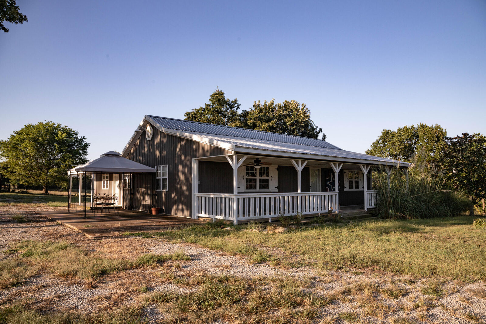 Property Photo:  1145 Broadleaf Road  AR 72554 