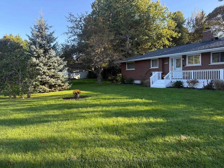 Photo de la propriété:  44 Hamilton Avenue  ON K9A 1W1 