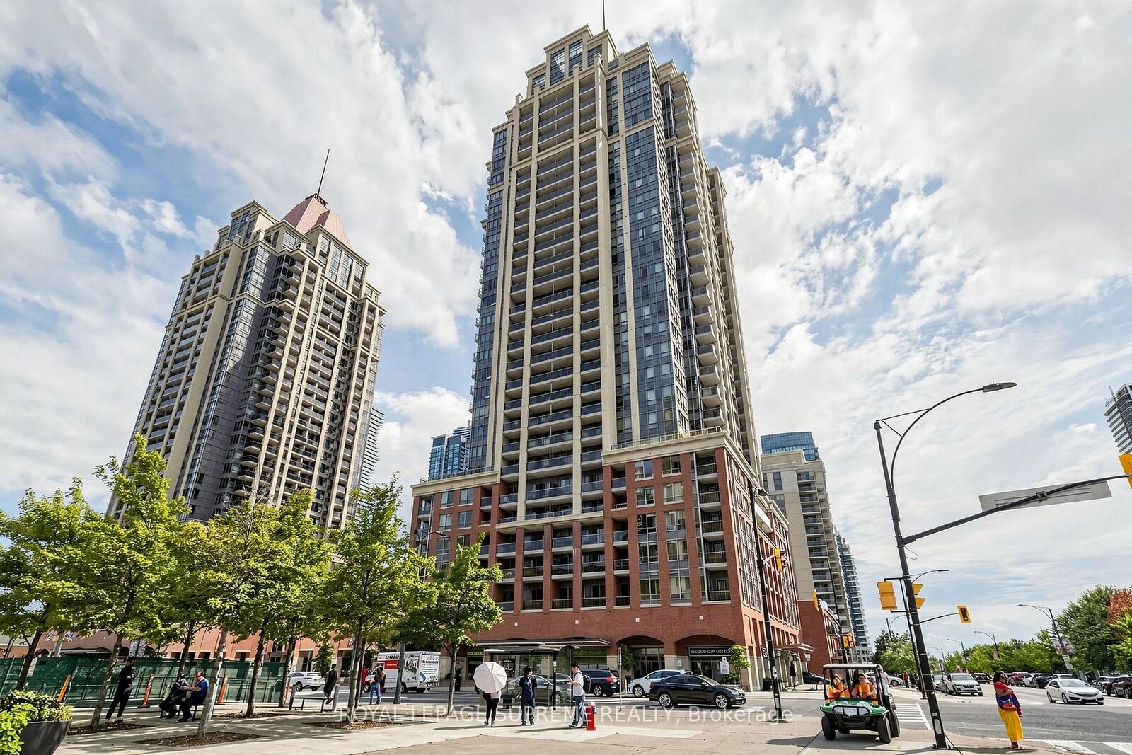 Property Photo:  4090 Living Arts Drive 1202  ON L5B 4M8 
