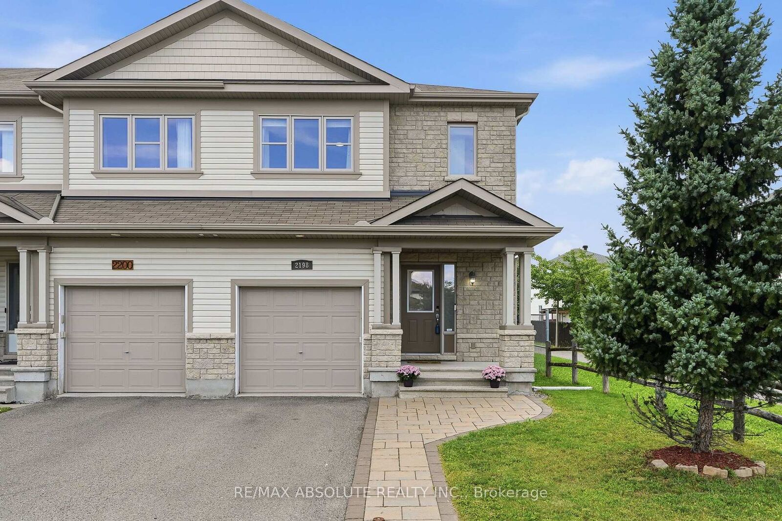 Property Photo:  2198 Nantes Street  ON K4A 4E5 