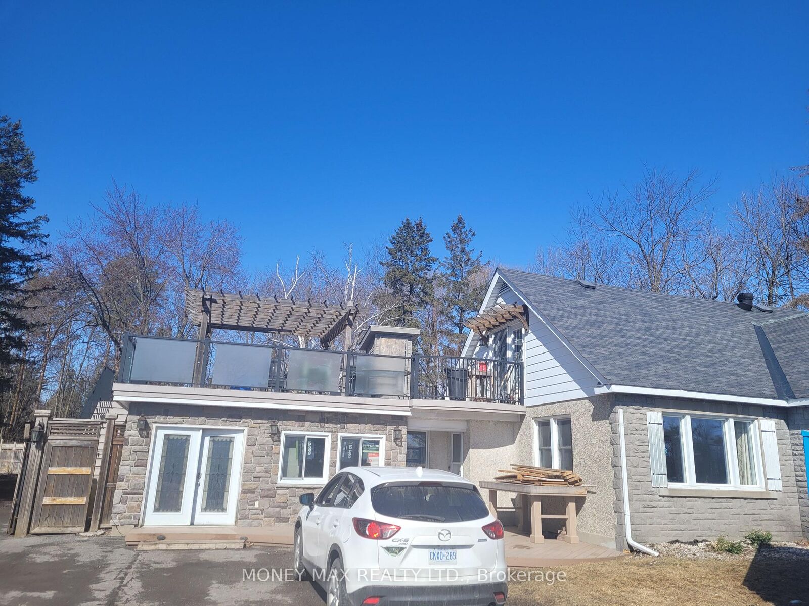 Property Photo:  2952 Prince Of Wales Drive B  ON K2E 0B2 
