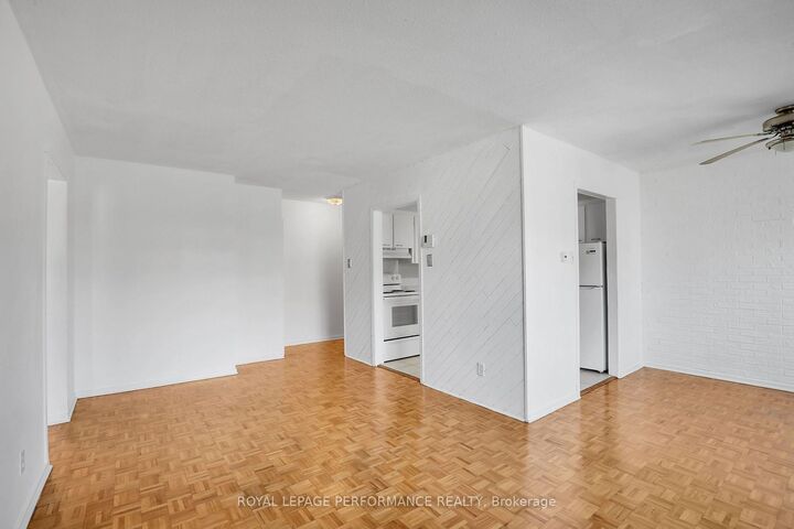 Property Photo:  2044 Arrowsmith Drive 208C  ON K1J 7V8 