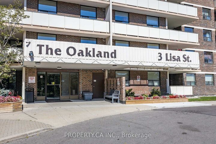 Property Photo: 3 Lisa Street 1610 ON L6T 4A2