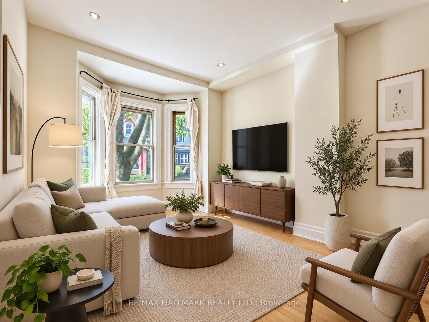 Property Photo:  193 Boulton Avenue  ON M4M 2J9 