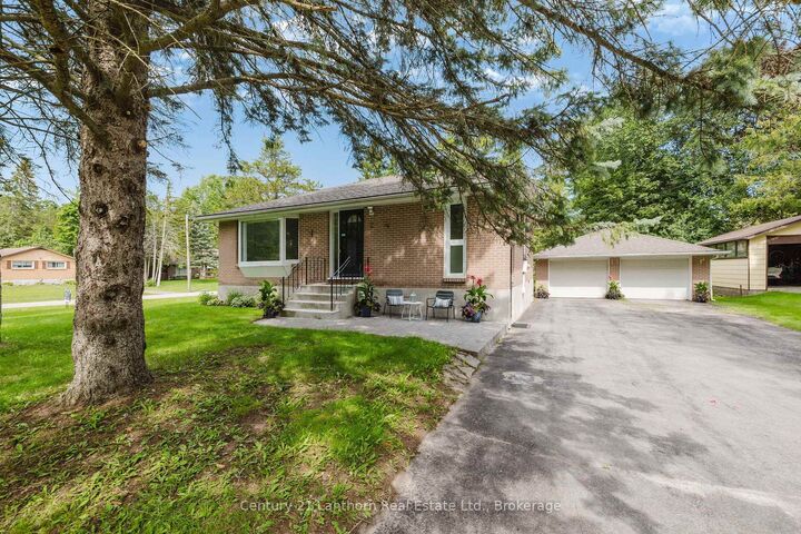 Property Photo:  23 Wood Street  ON K8V 5P6 