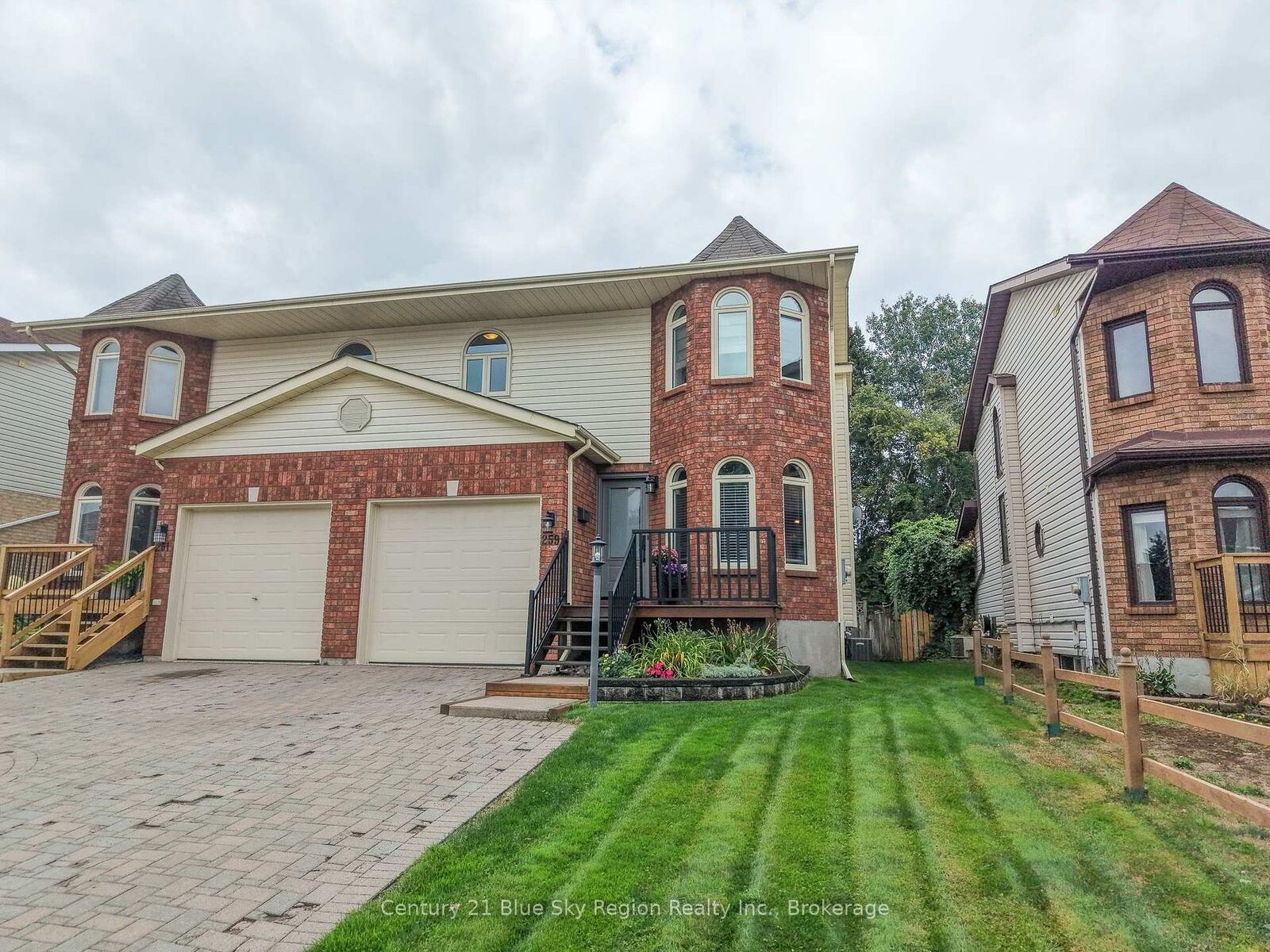 Property Photo:  259 Labreche Drive  ON P1A 4J5 