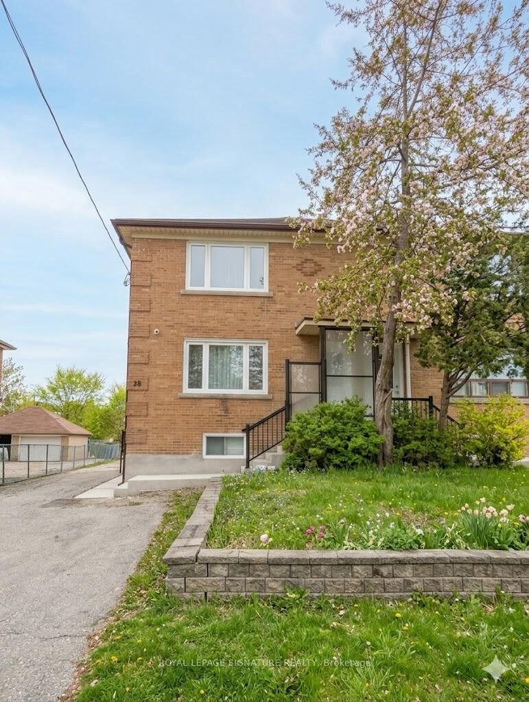 Property Photo:  28 Leduc Drive 1  ON M9W 2A7 