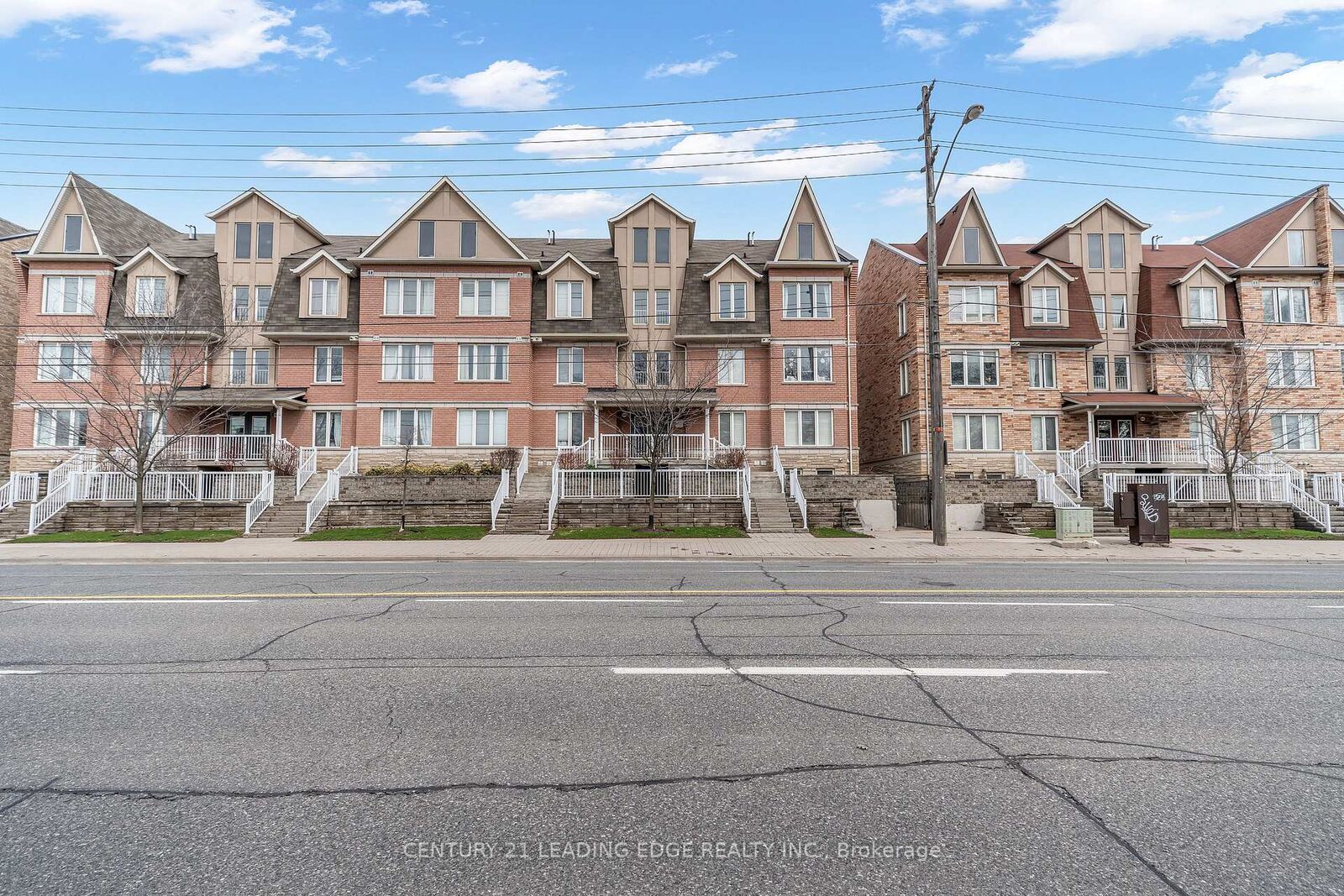 Property Photo: 653A Warden Avenue 53 ON M1L 0E8