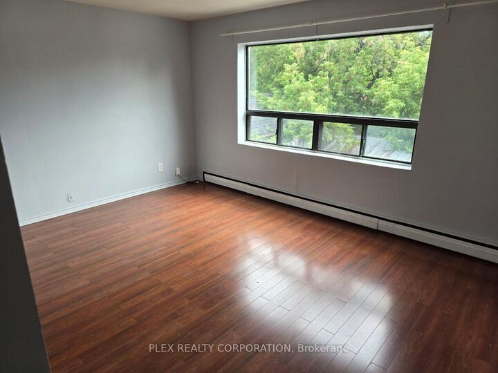 Property Photo: 25A Milton Street 2 ON M8Y 2X7