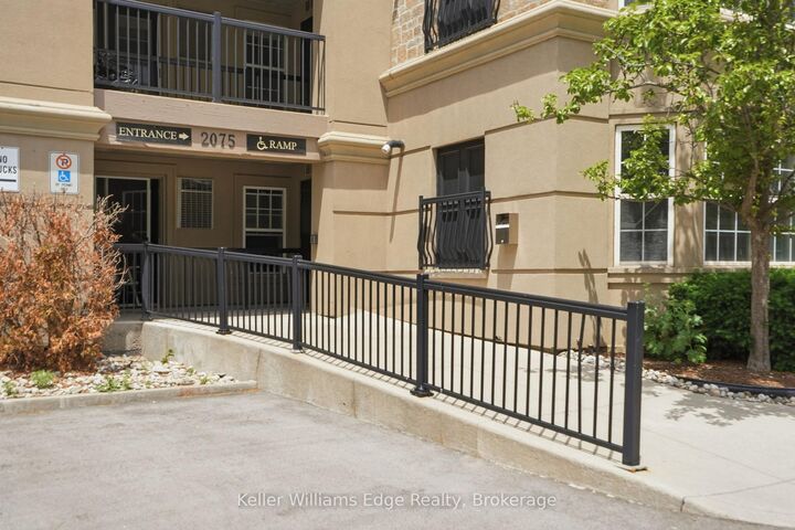 Property Photo:  2075 Appleby Line 406  ON L7L 7H3 