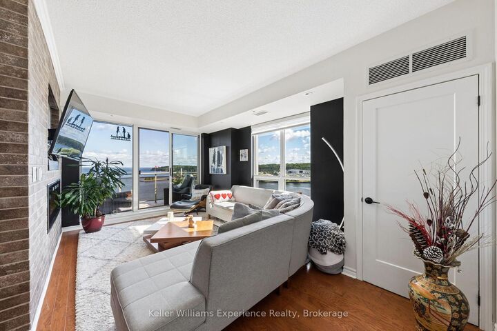 Property Photo:  699 Aberdeen Boulevard 706  ON L4R 5P2 