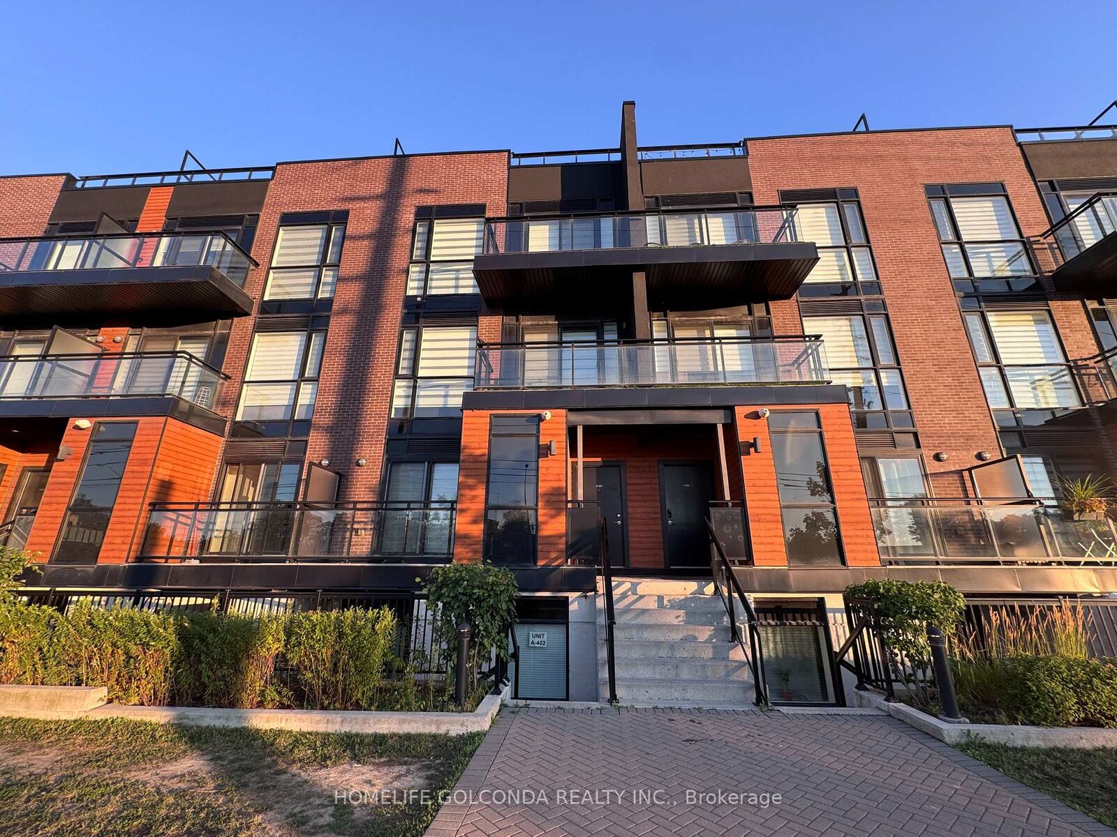 Property Photo:  5309 Highway  7 Street A403  ON L4L 0B4 
