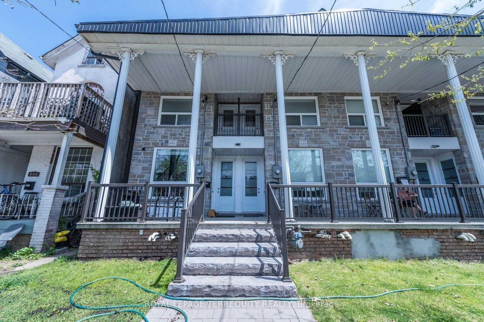 Property Photo:  637 Lansdowne Avenue A  ON M6H 3Y2 