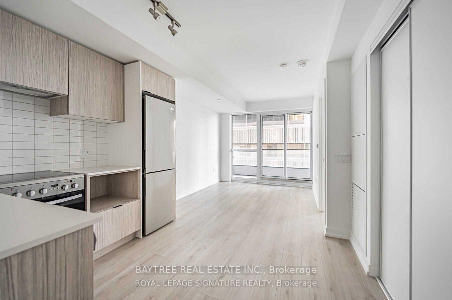 Property Photo:  395 Bloor Street E 2103  ON M4W 0B4 