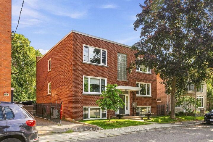 Property Photo:  117 Macdonald Street 4  ON K2P 1H7 