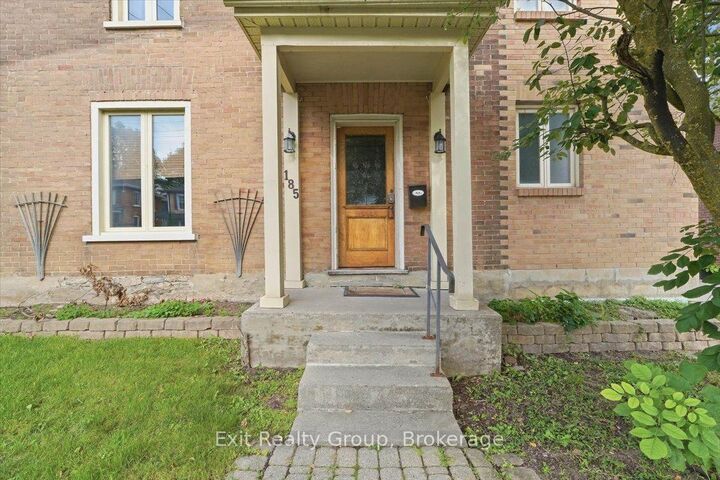 Property Photo:  185 Foster Avenue  ON K8N 3P8 