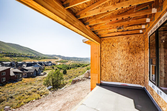 Property Photo:  375 W Ascent Dr 265  UT 84036 