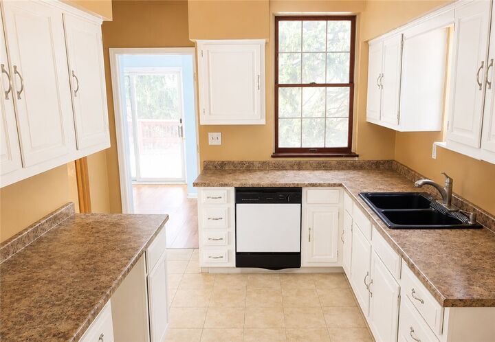 Property Photo:  114 Conestoga Rd  PA 15235 
