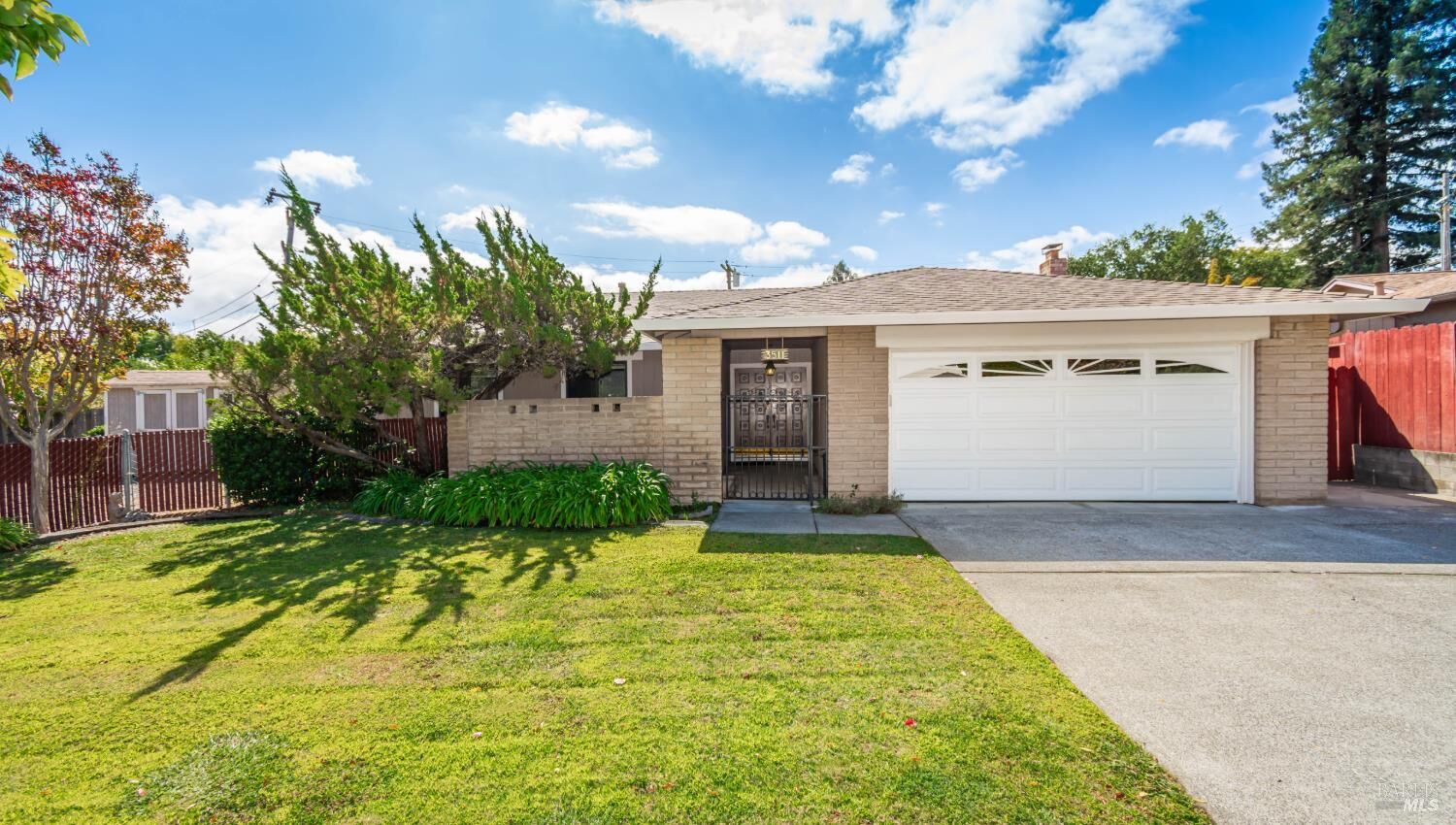 Property Photo: 3511 Sandybrook Lane CA 94558