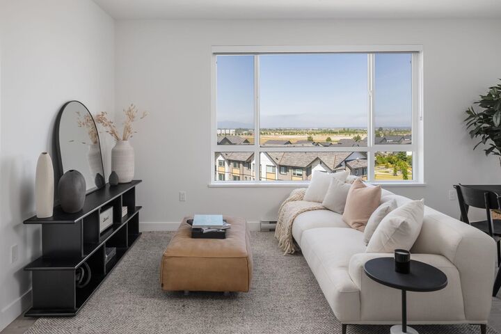 Property Photo: 2463 Rabbit Drive 419 BC V4M 0G6