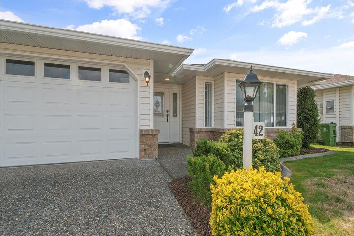 Property Photo:  46485 Airport Road 42  BC V2P 7Y1 