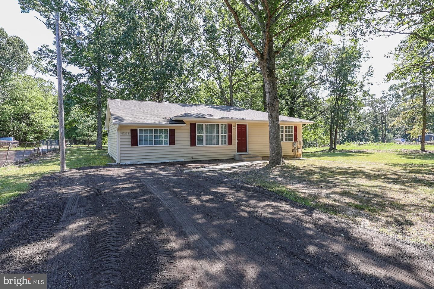 Property Photo: 47233 Lincoln Avenue MD 20653