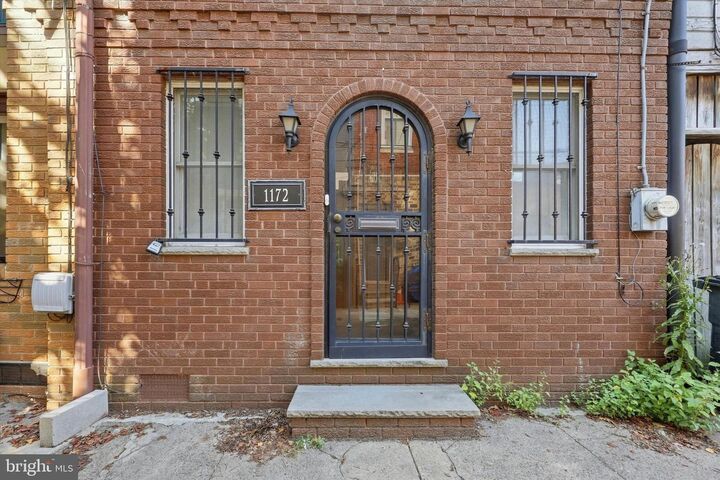 Property Photo:  1172 S Darien Street  PA 19147 