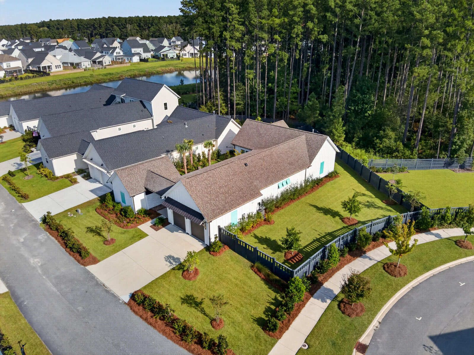 Property Photo:  301 Calm Breeze Alley  SC 29486 