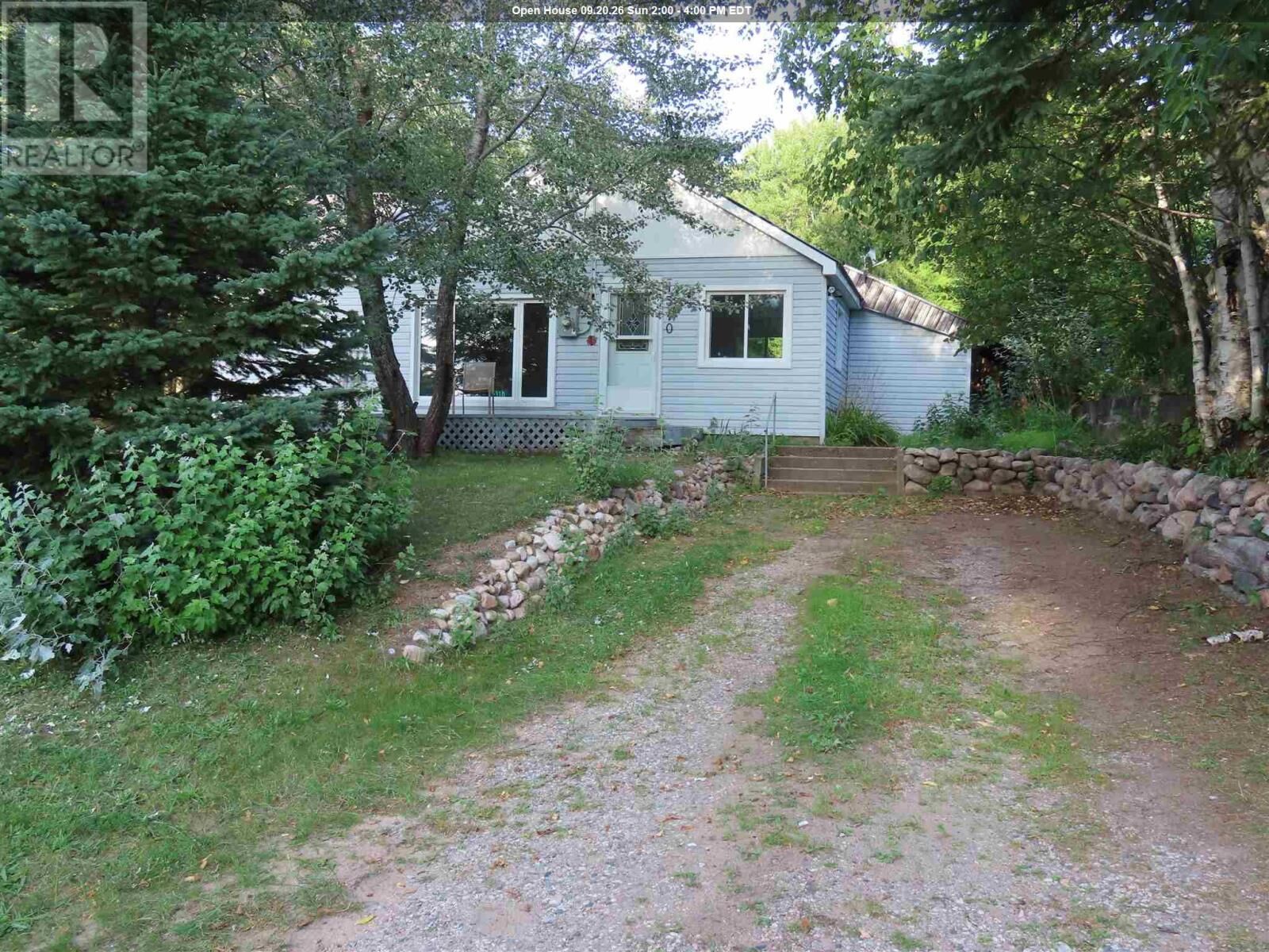 Property Photo:  1310 Elizabeth St  ON P0R 1J0 