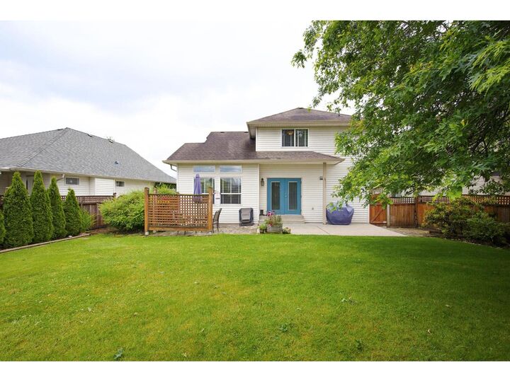 Property Photo: 30585 Crestview Avenue BC V2T 6V2