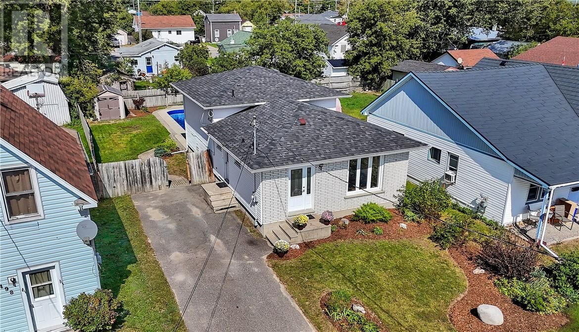 Property Photo:  494 James Street  ON P5E 1L3 