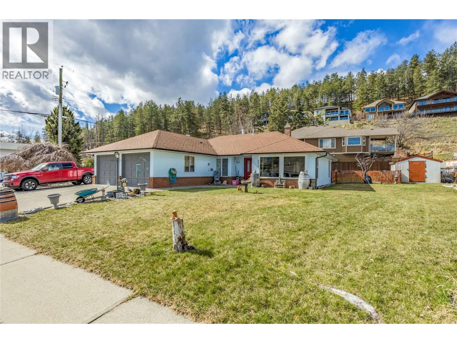 Property Photo:  6034 Garraway Place  BC V0H 1X4 