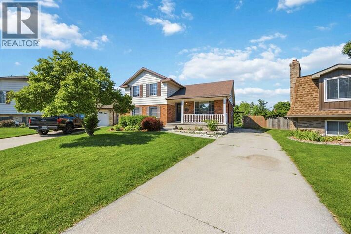 Property Photo:  1076 Brimwood Crescent  ON N7S 5E9 