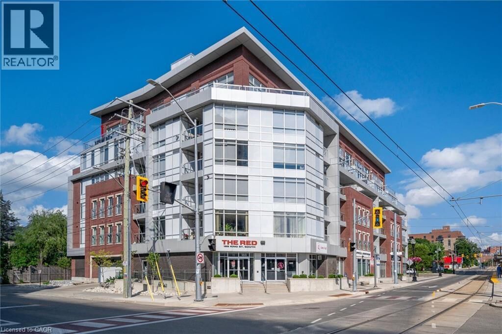 Property Photo:  188 South King Street South 209  ON N2J 0C6 