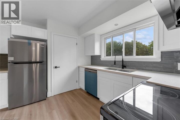 Property Photo:  222 Bel-Air Avenue  ON L8E 5K2 