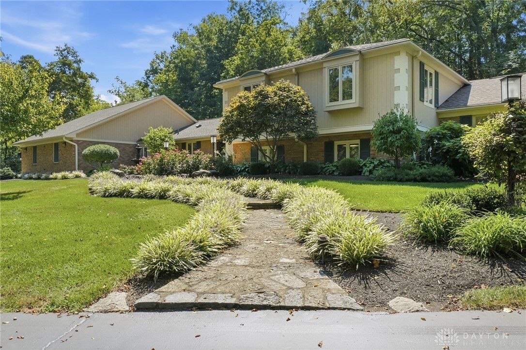 Property Photo:  6320 Tomahawk Trail  OH 45459 
