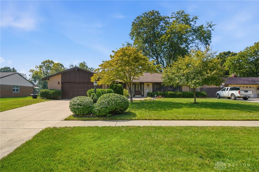 Property Photo:  2276 E Rahn Road  OH 45440 