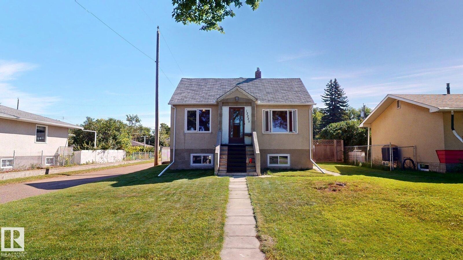 Property Photo:  12225 81 Street NW  AB T5B 2T2 