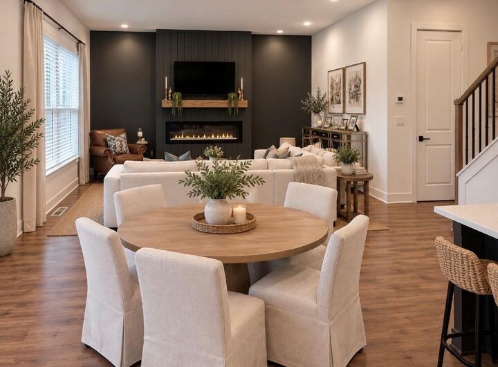 Property Photo: 5611 Pine Street GA 30542