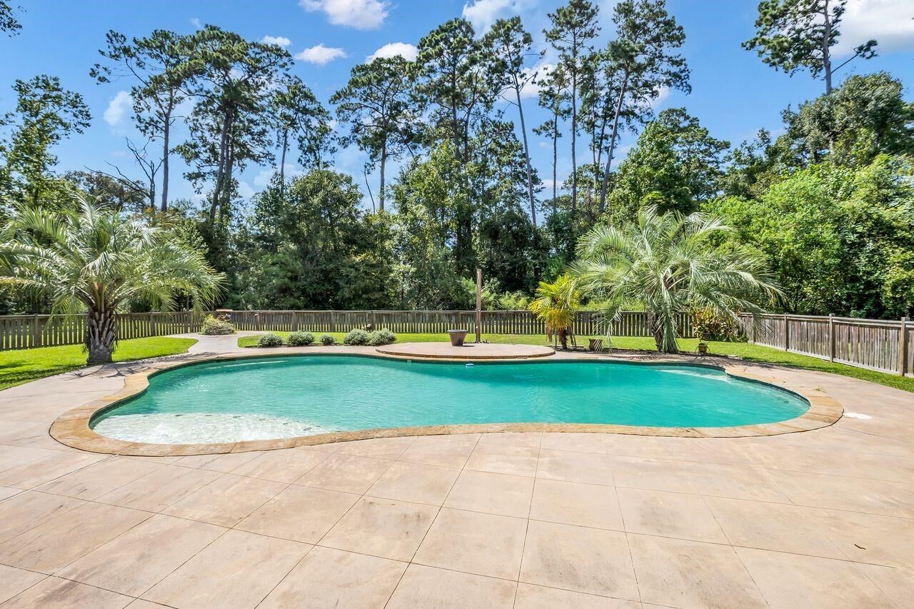 Property Photo: 16634 Savannah Drive TX 77372