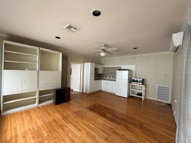 Property Photo: 1222 Jackson Boulevard TX 77006