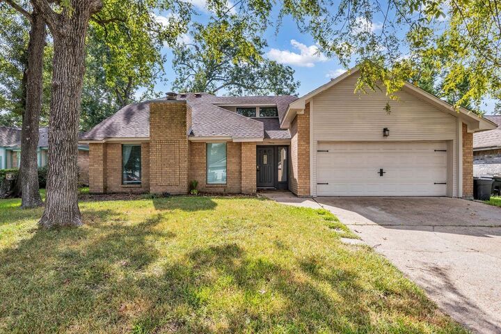 Property Photo: 19011 Sandia Pines Drive TX 77346