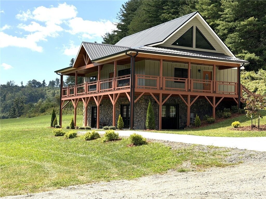 Property Photo: 180 South Fork Farm Lane NC 28694