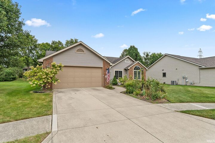 Property Photo:  5817 Twynestel Circle  IN 46814 
