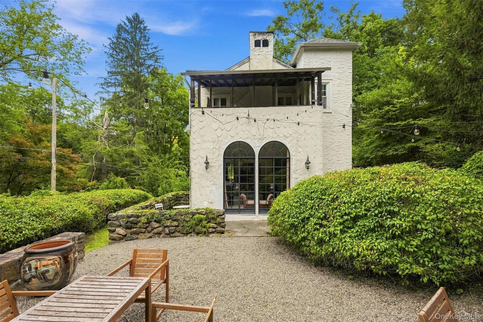 Property Photo:  185 Old West Point Road E  NY 10524 