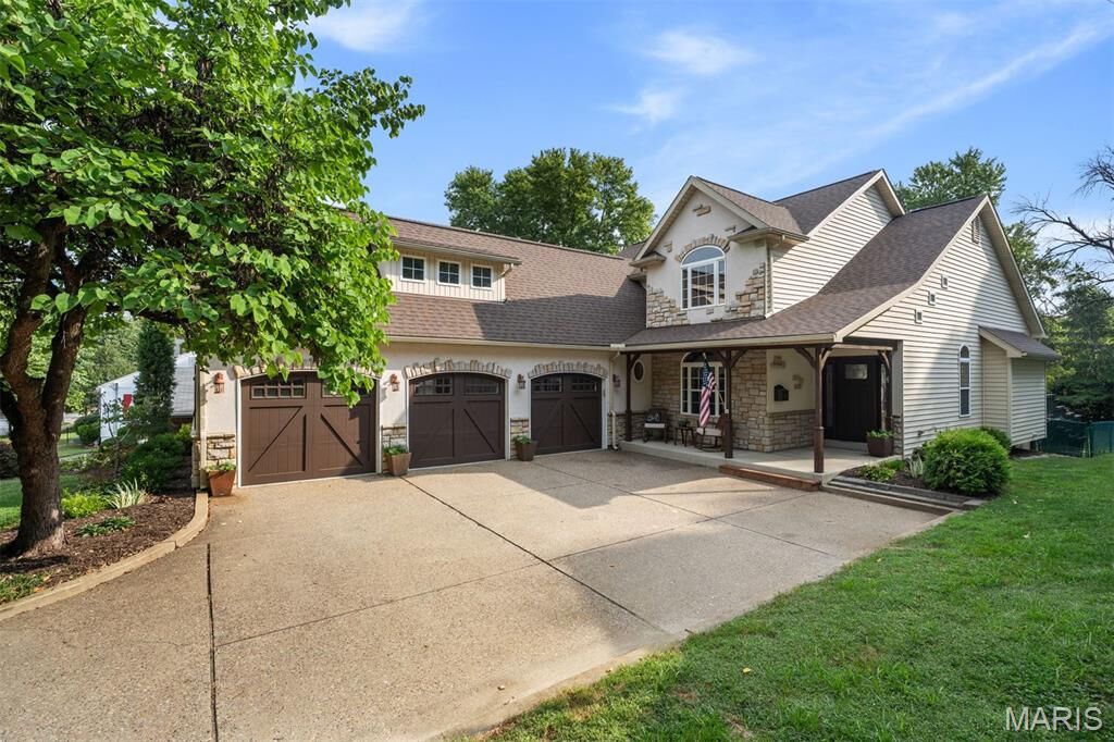 Property Photo: 414 S Van Buren Avenue MO 63122