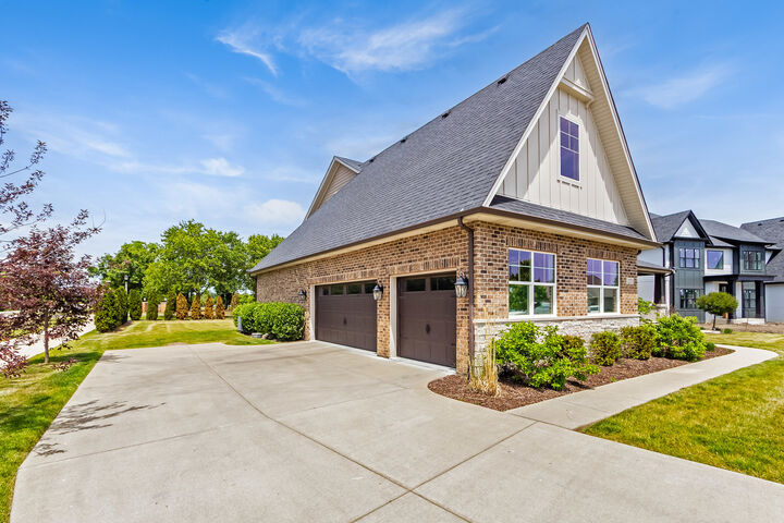 Property Photo:  12711 Caruso Court  IL 60439 