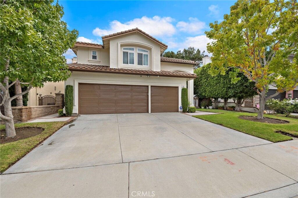 Property Photo:  5 Stonebrook  CA 92656 